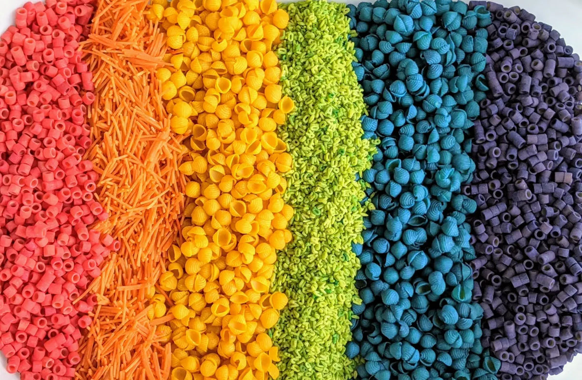 5 Easy Sensory Bins With Things You Have at Home